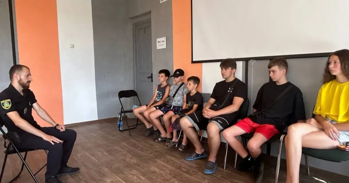 Фото - Шелудьківський будинок культури До шелудьківських дітей завітав поліцейський офіцер Слобожанської громади на порталі Gromada Group
