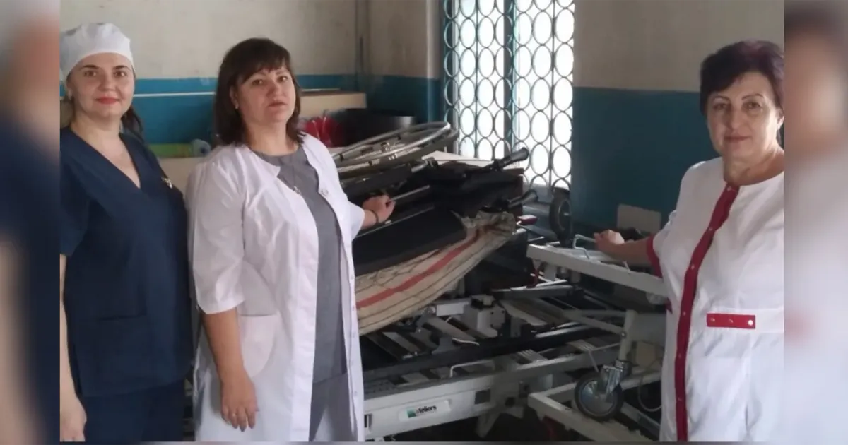 Фото - фейсбук / Слобожанська лікарня Слобожанська лікарня отримала благодійну допомогу, що покращить умови перебування хворих на порталі Gromada Group